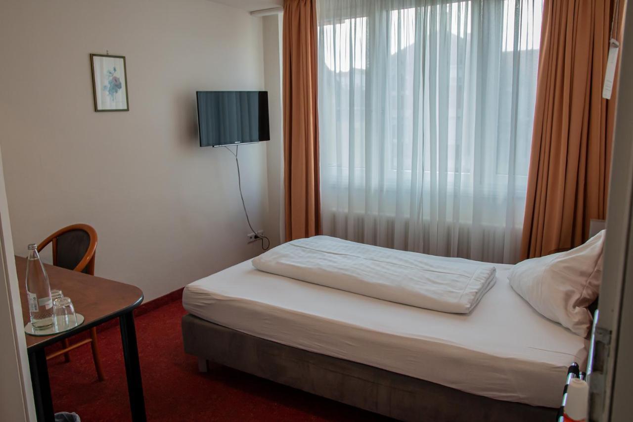 Hotel Alpha Штутгарт Екстер'єр фото