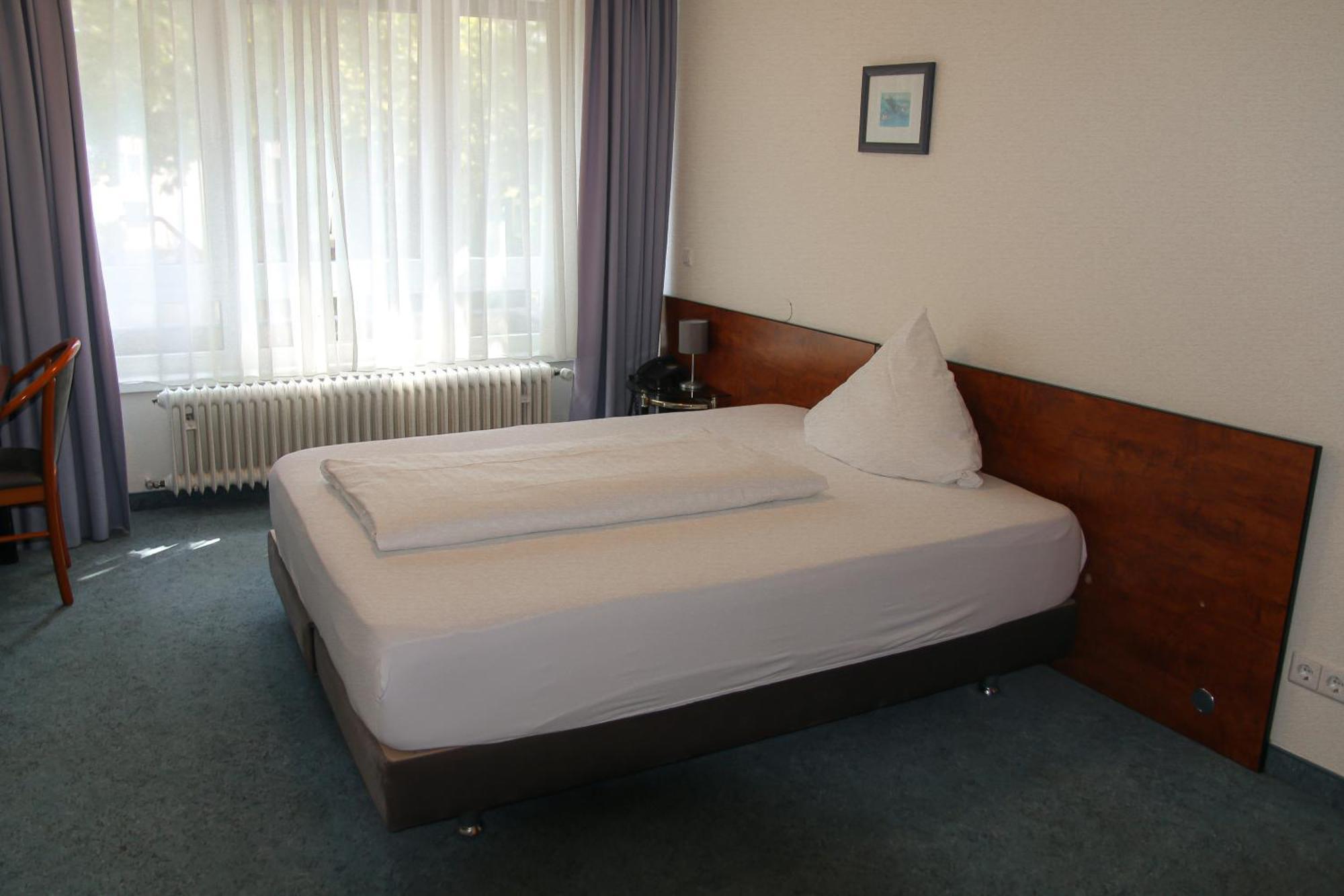 Hotel Alpha Штутгарт Екстер'єр фото